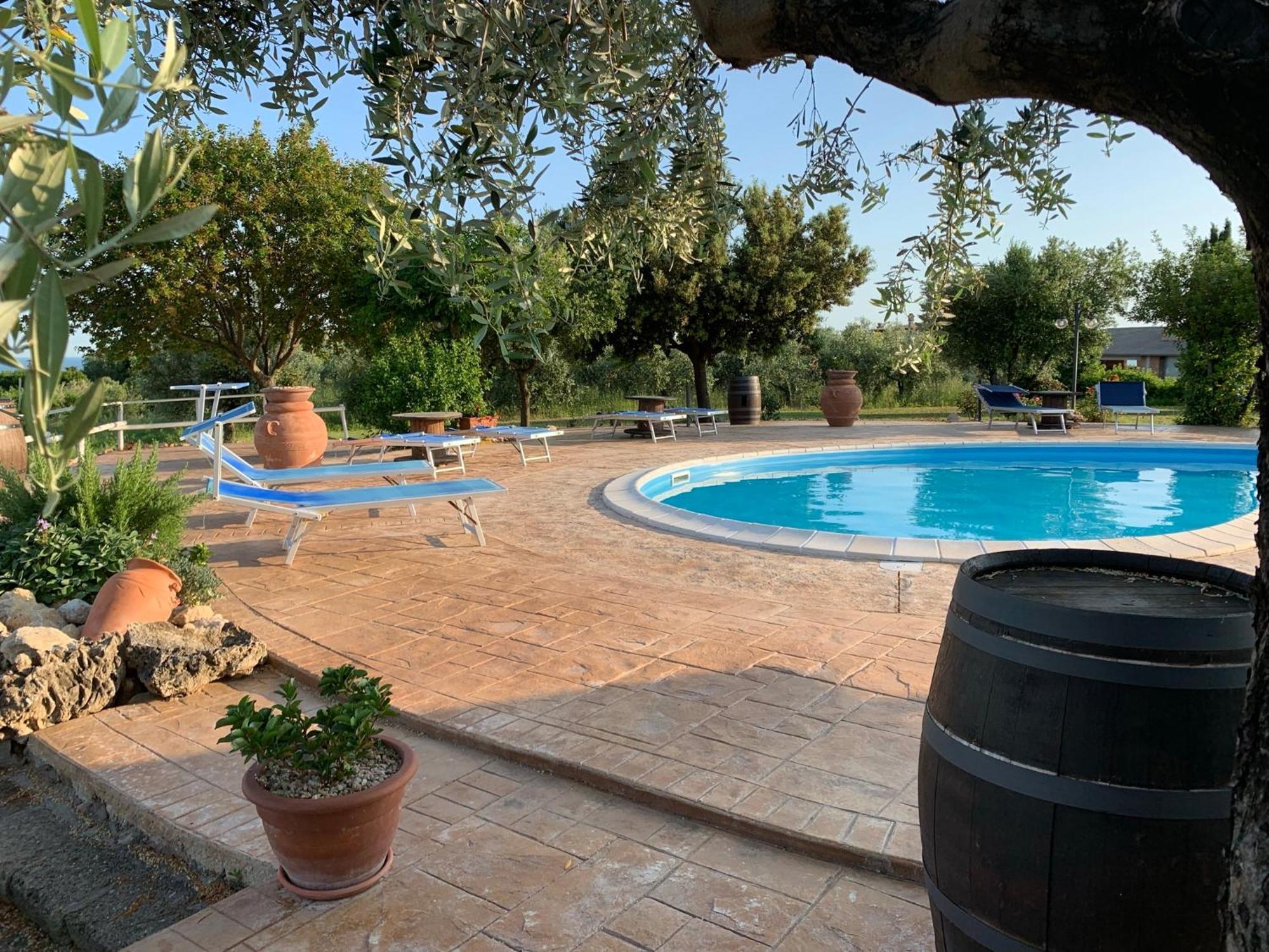 Agriturismo Casale Sasso チェルヴェーテリ エクステリア 写真